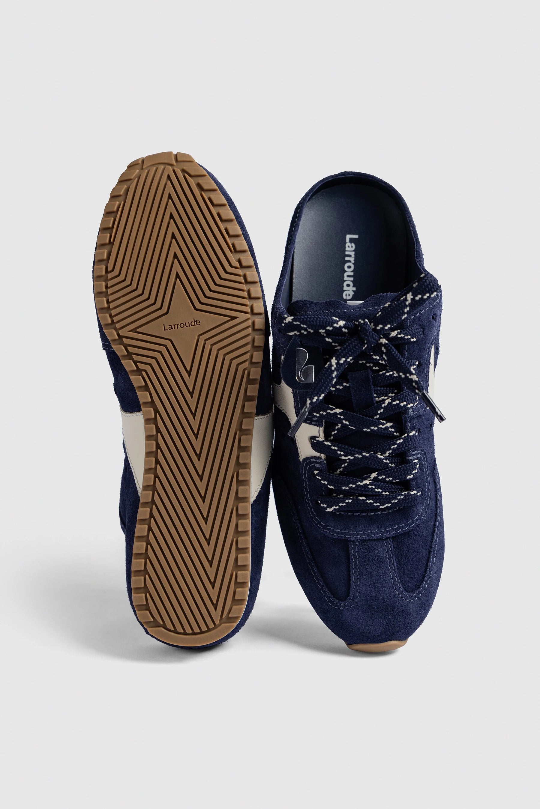 Mule Stella Camurça Azul e Couro Off White