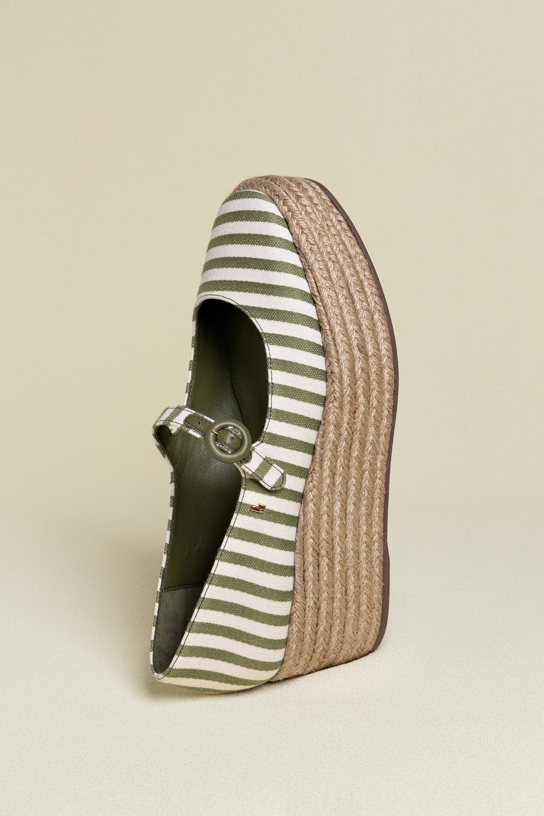 Flatform Blair Lona Listrada Verde e Natural
