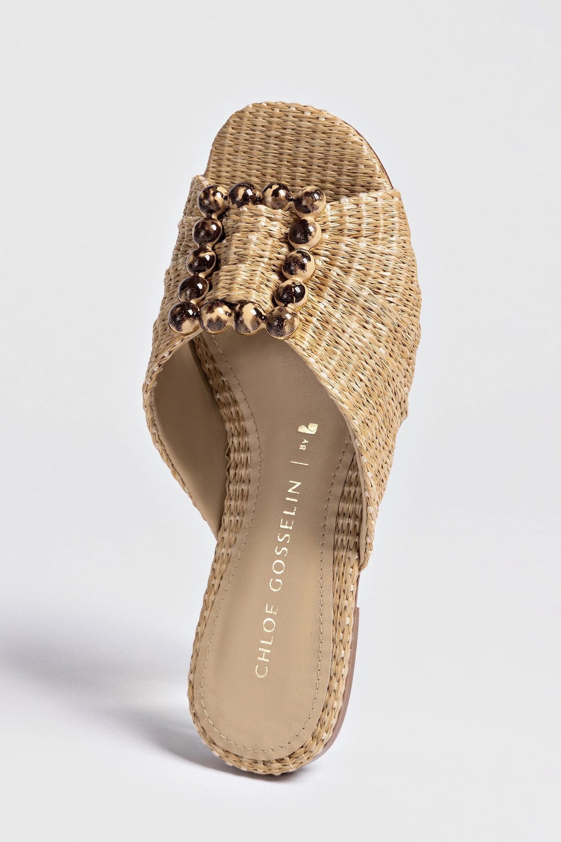 Chloe Gosselin by Studio Larroudé: Flat Nova Ráfia Natural