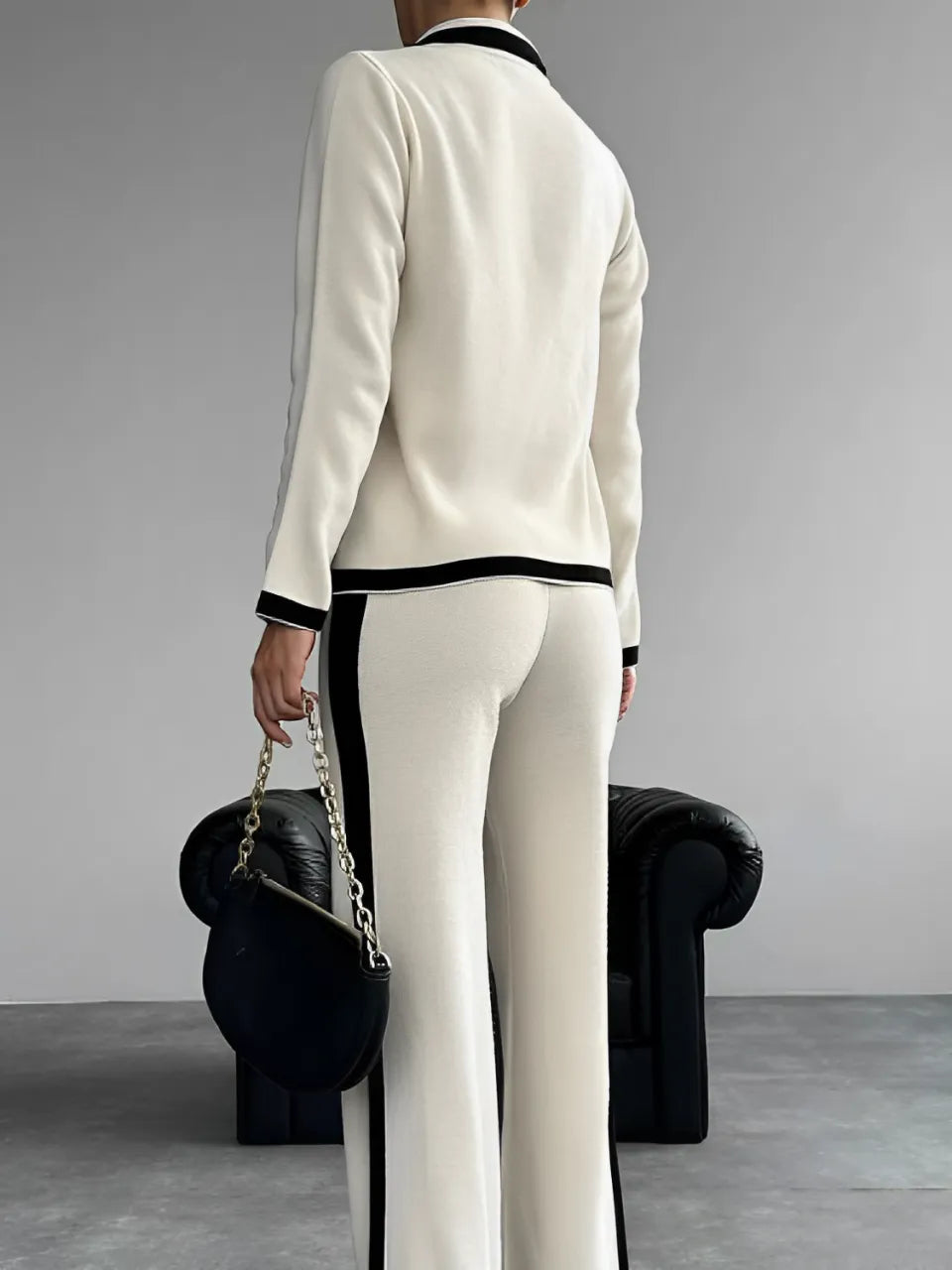 Conjunto Feminino com Casaco Manga Longa com Botões Transpassados e Calça de Cintura Alta - Melinda