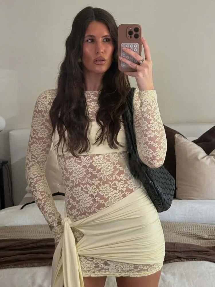 Vestido Feminino Curto Renda - Lily