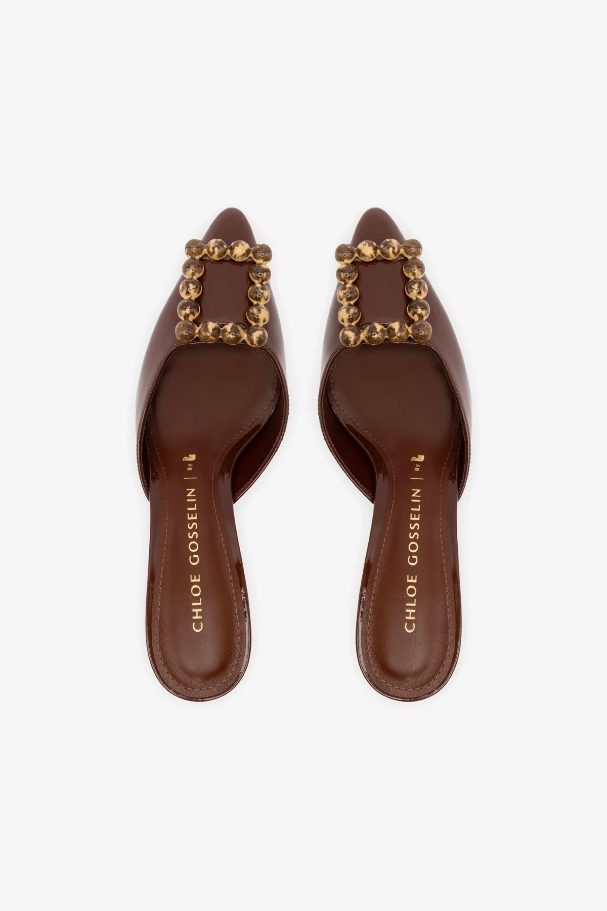 Chloe Gosselin by Studio Larroudé: Mule Ava Couro Marrom