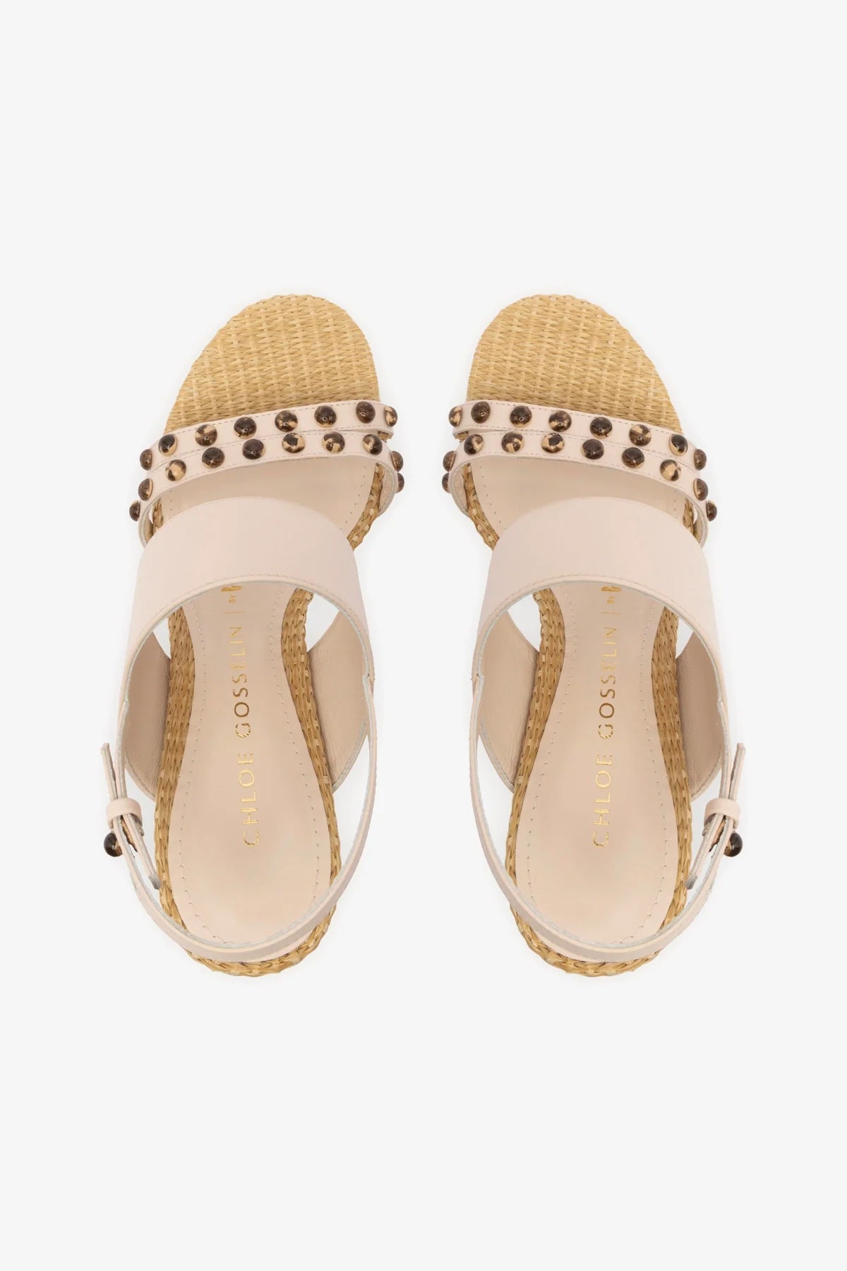 Chloe Gosselin by Studio Larroudé: Sandália Margot Couro Off White e Ráfia Natural