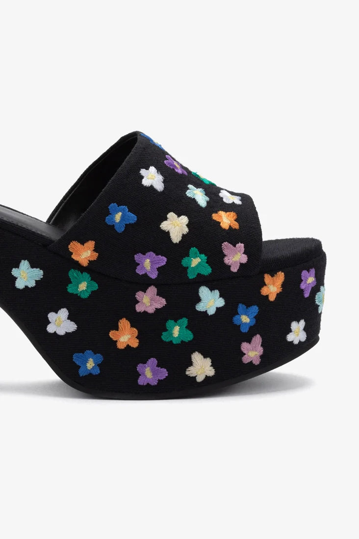 Mule Plataforma Miso Linho Preto com Bordado Floral