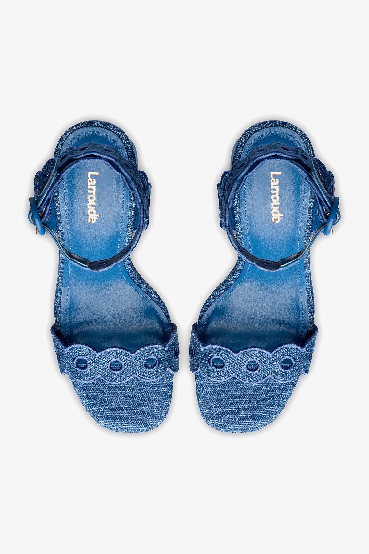 Sandália Dolly Jeans Azul e Broderie