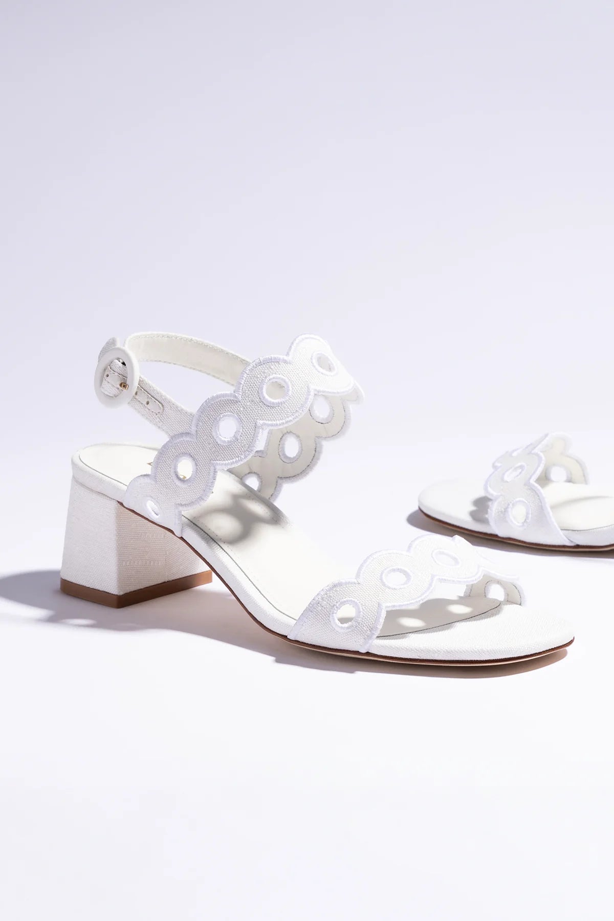Sandália Florence Broderie Ráfia Branco