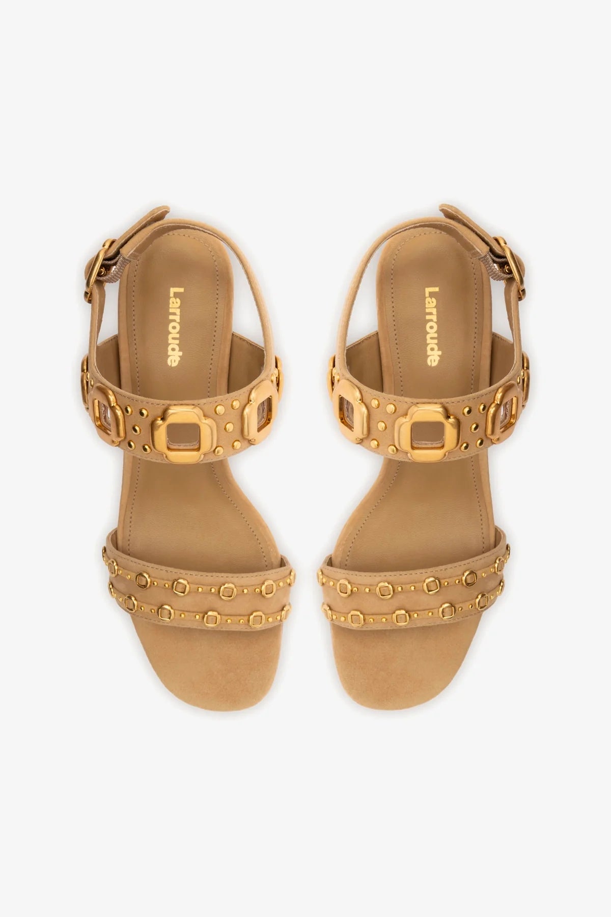 Sandália Salto Bloco Milan Marrom e Tachas Dourado