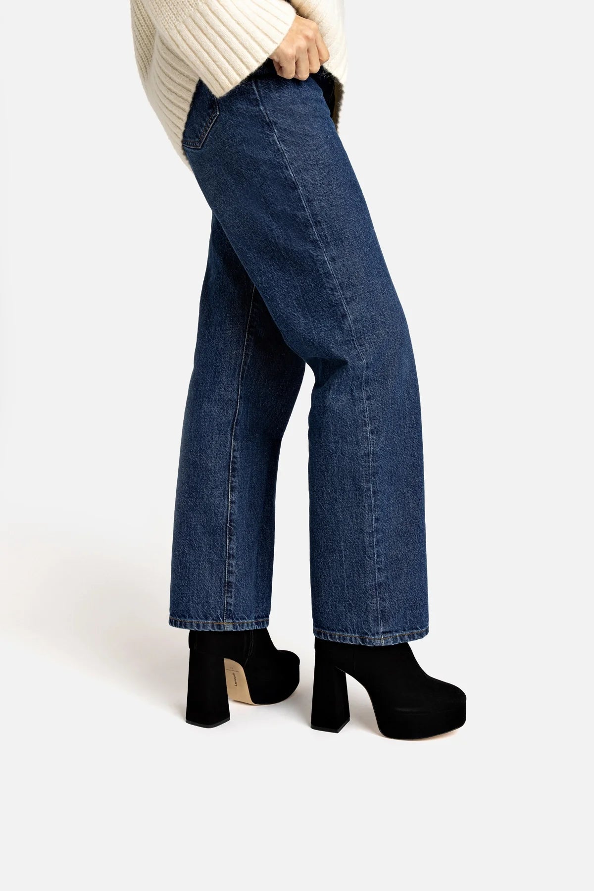 Bota Dolly Camurça Preto