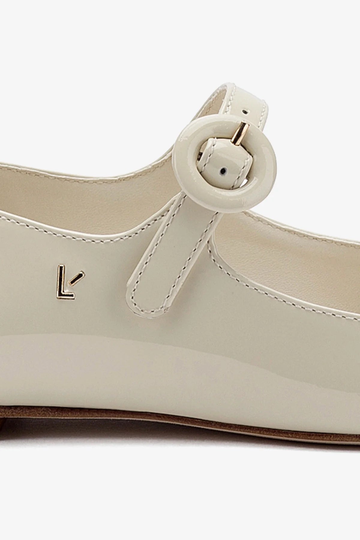 Sapatilha Blair Couro Verniz Off White