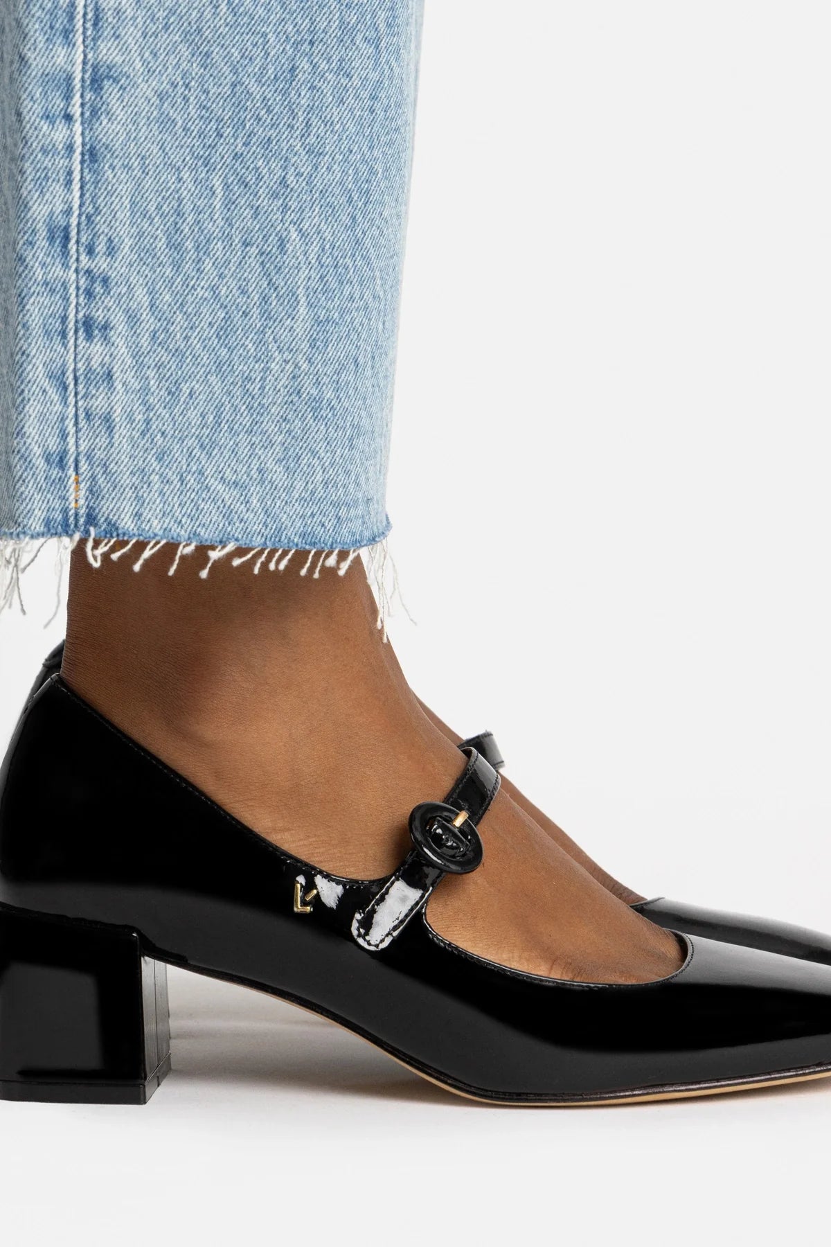 Scarpin Salto Bloco Blair Couro Verniz Preto