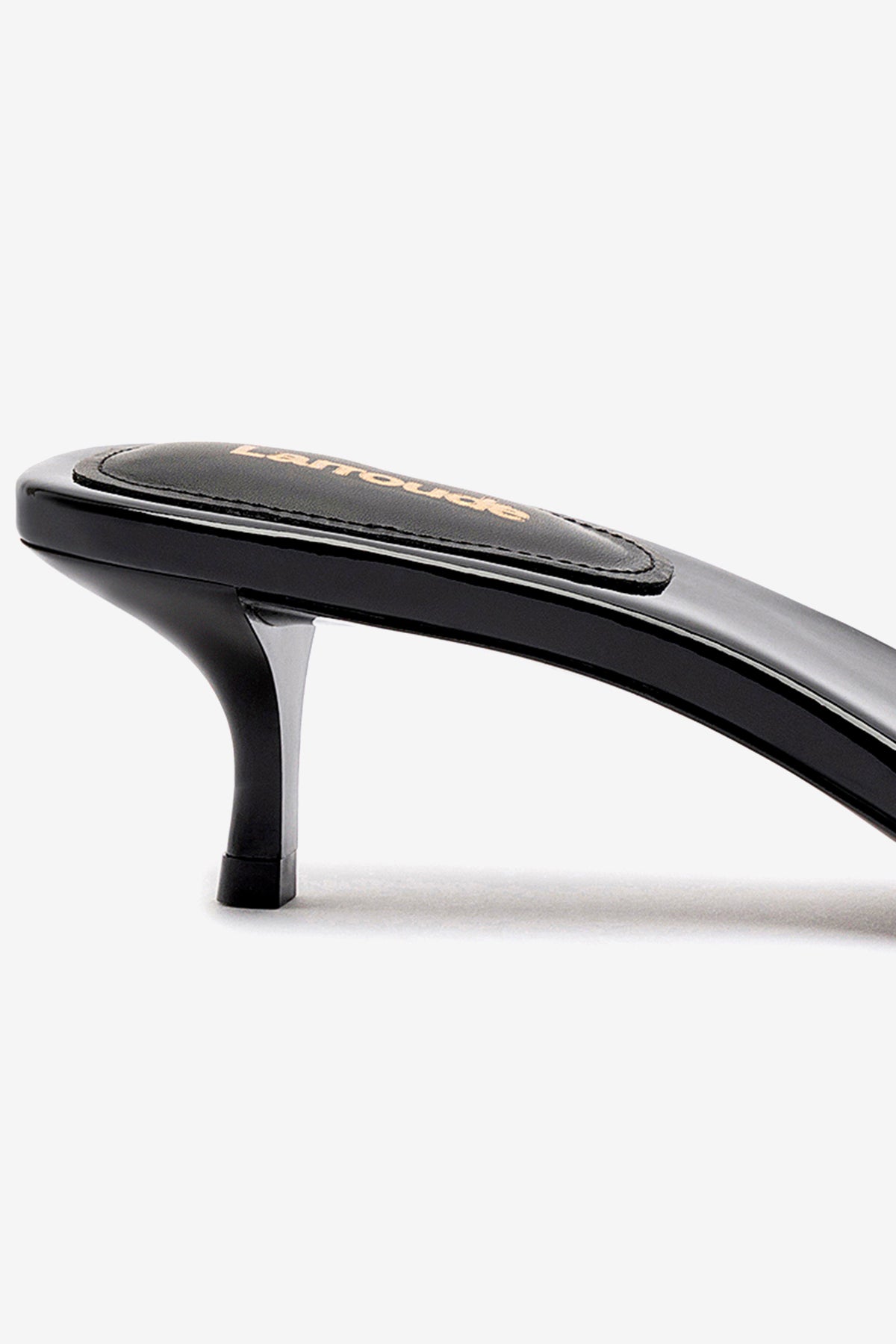 Mule Greta Couro Verniz Preto