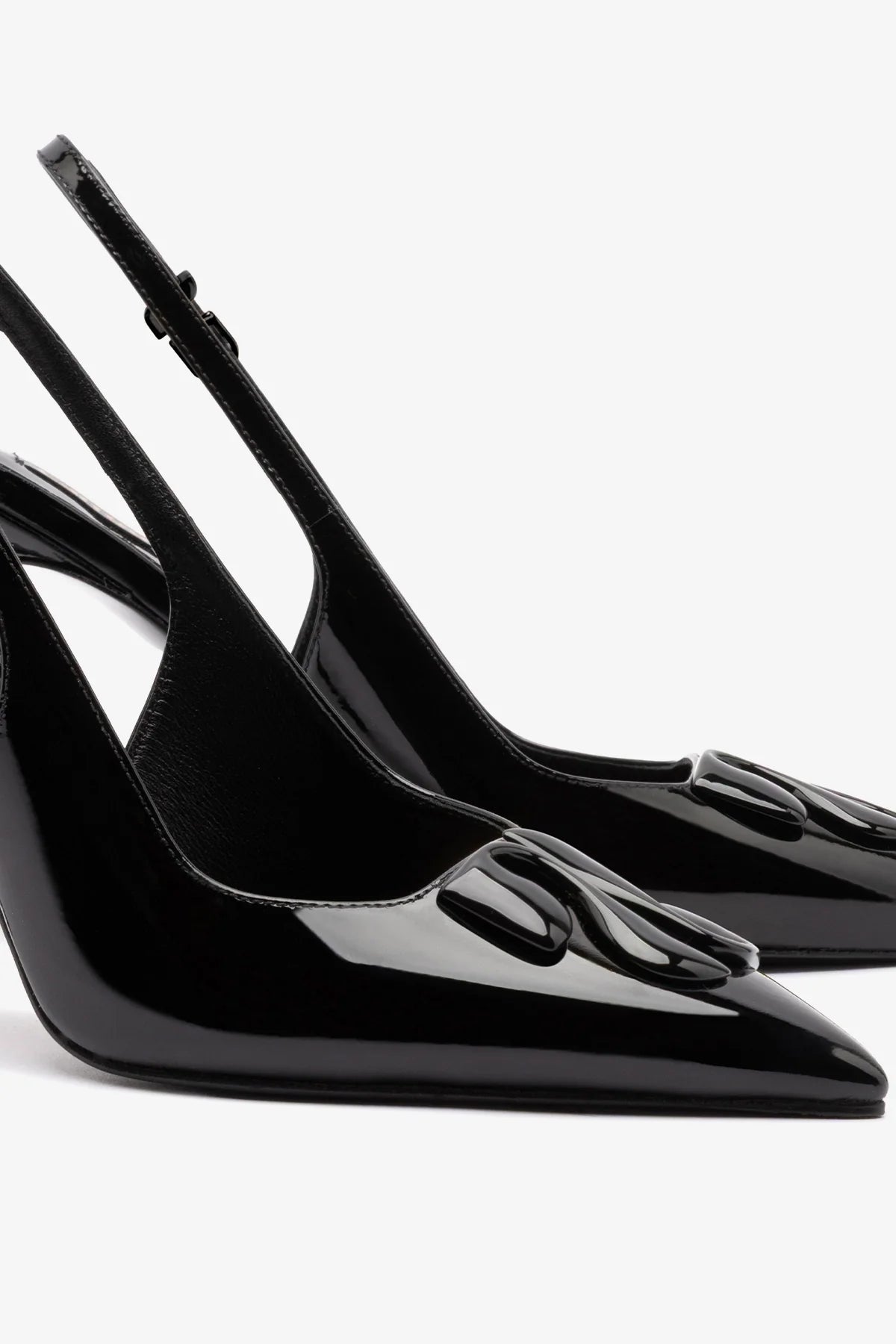 Slingback Kaitlan LL Couro Preto