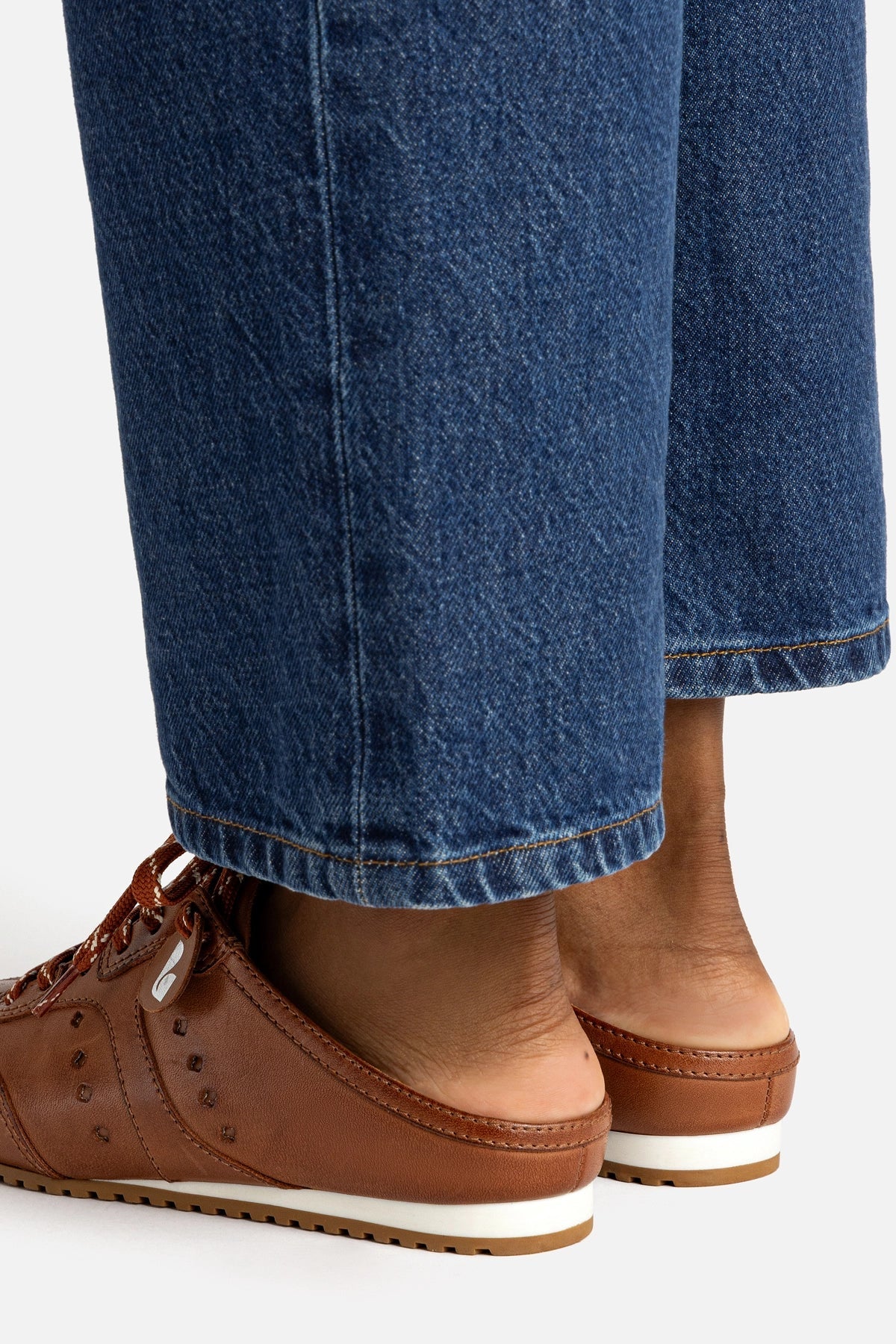 Mule Stella Couro Caramelo