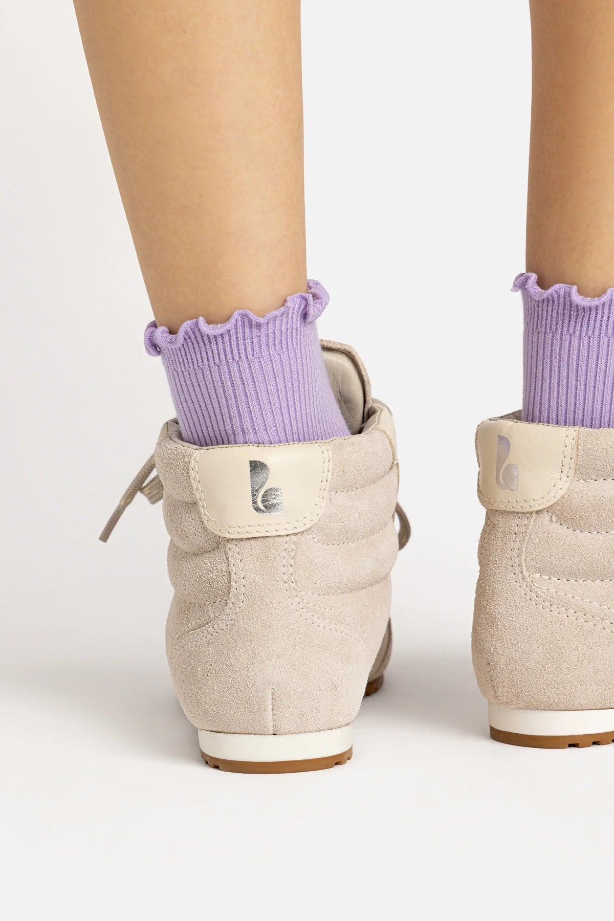 Tênis Cano Médio Stella Camurça Cinza e Couro Off White