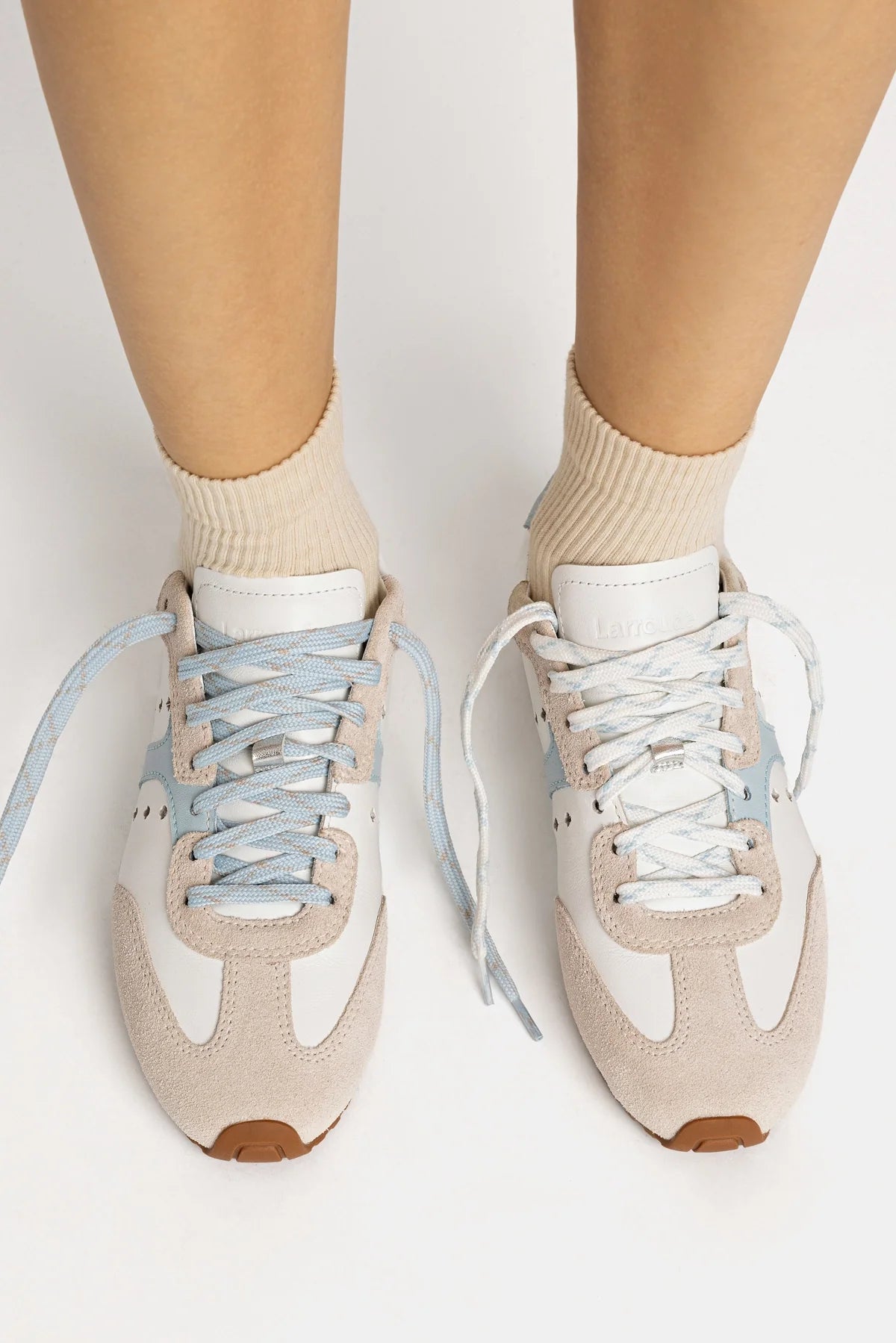 Tênis Stella Camurça Cinza e Couro Branco e Azul