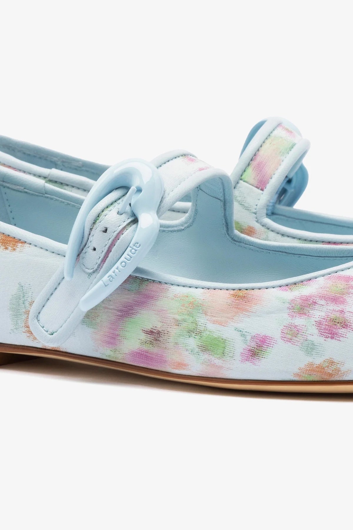 Larroudé x Markarian: Sapatilha Verona Brocado Azul