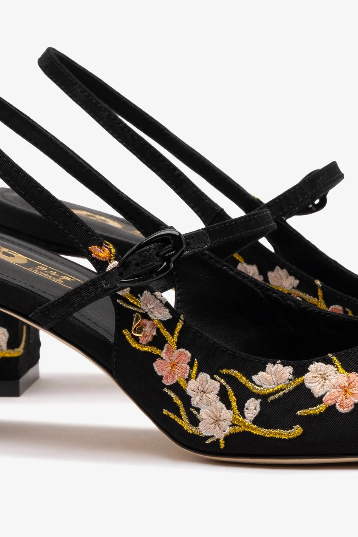 Slingback Georgina Sakura Seda Preto e Bordado Floral