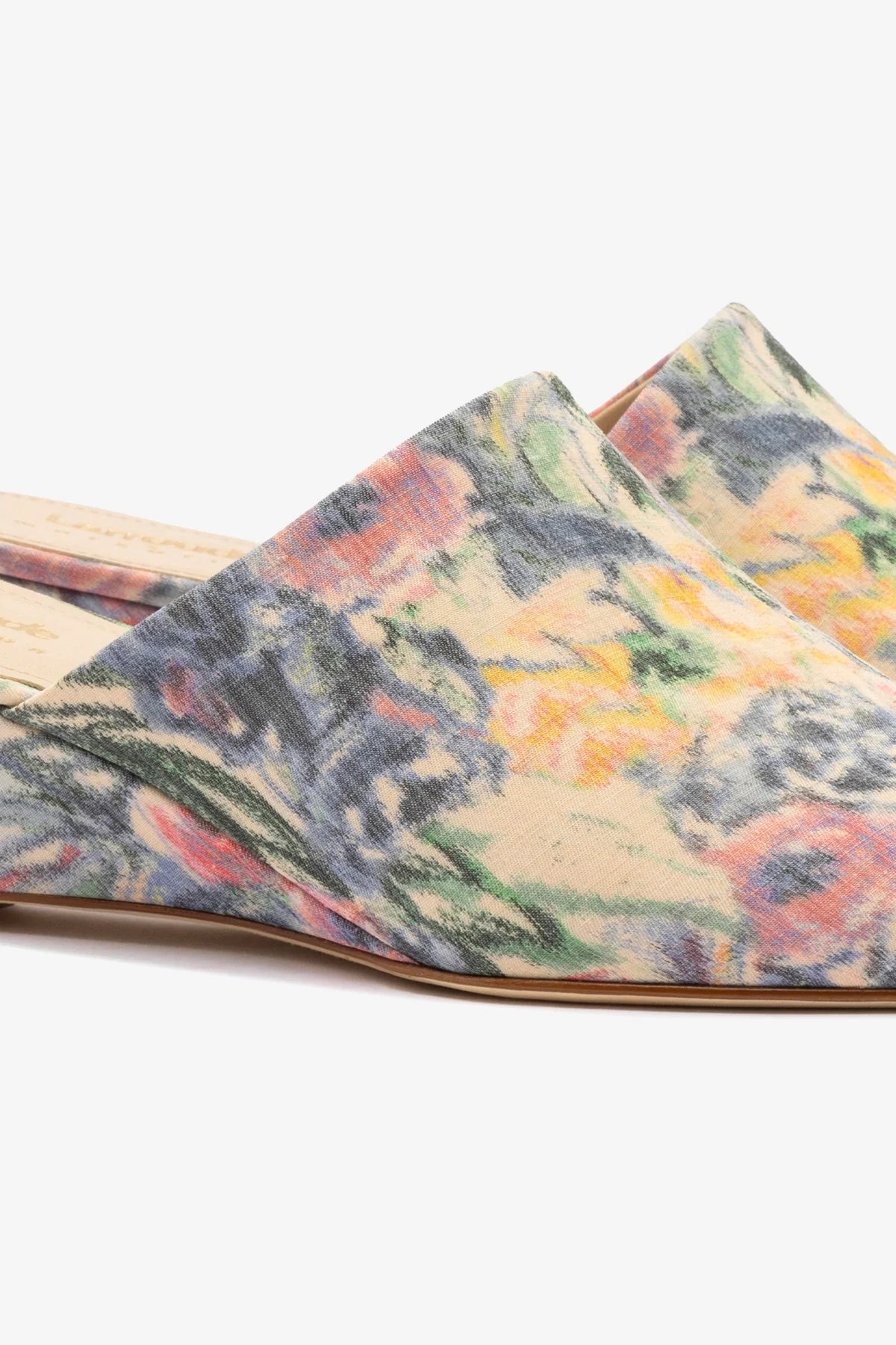 Larroudé x Markarian: Mule Anabela Venice Jacquard Azul