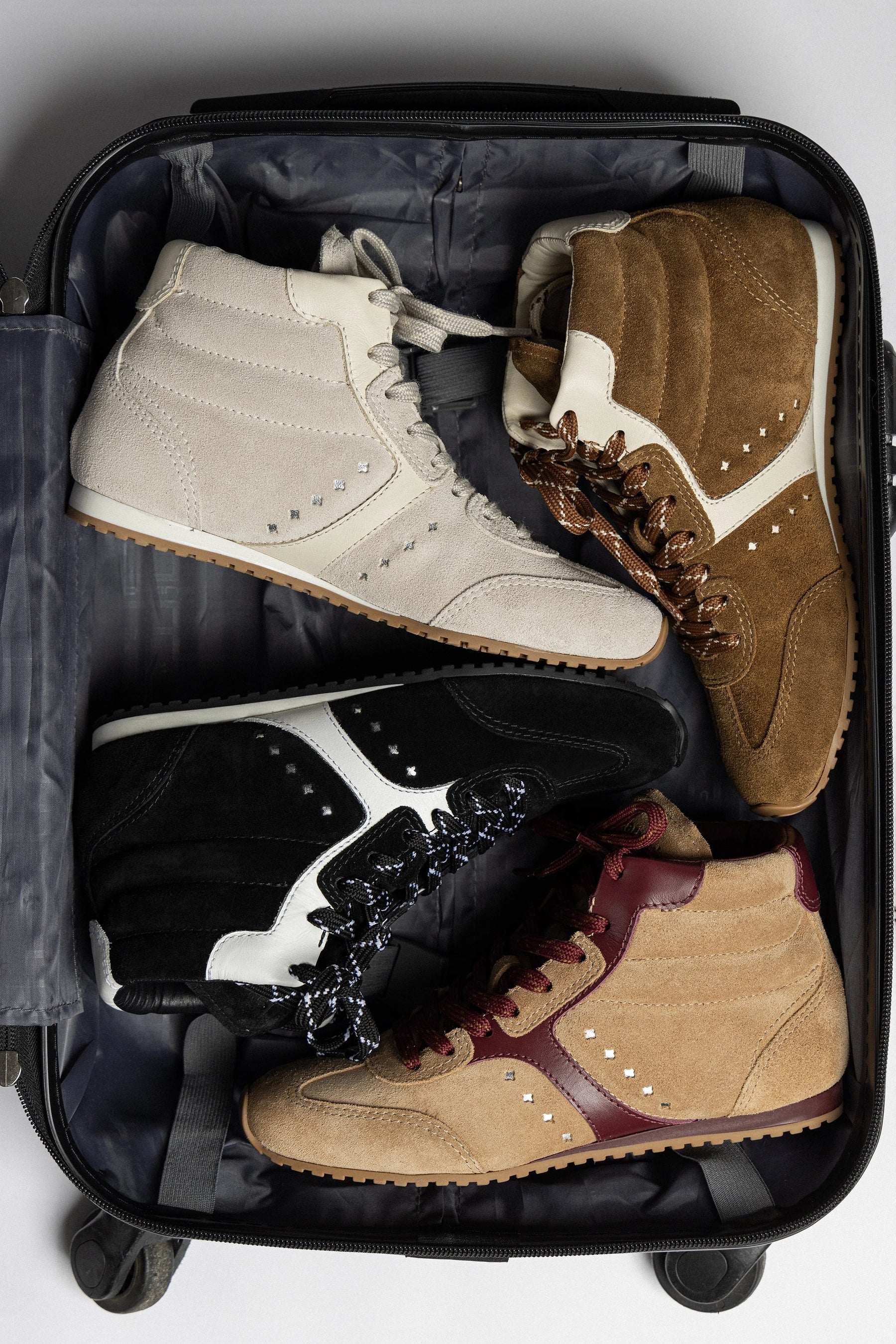 Tênis Cano Médio Stella Camurça Caramelo e Couro Bordô