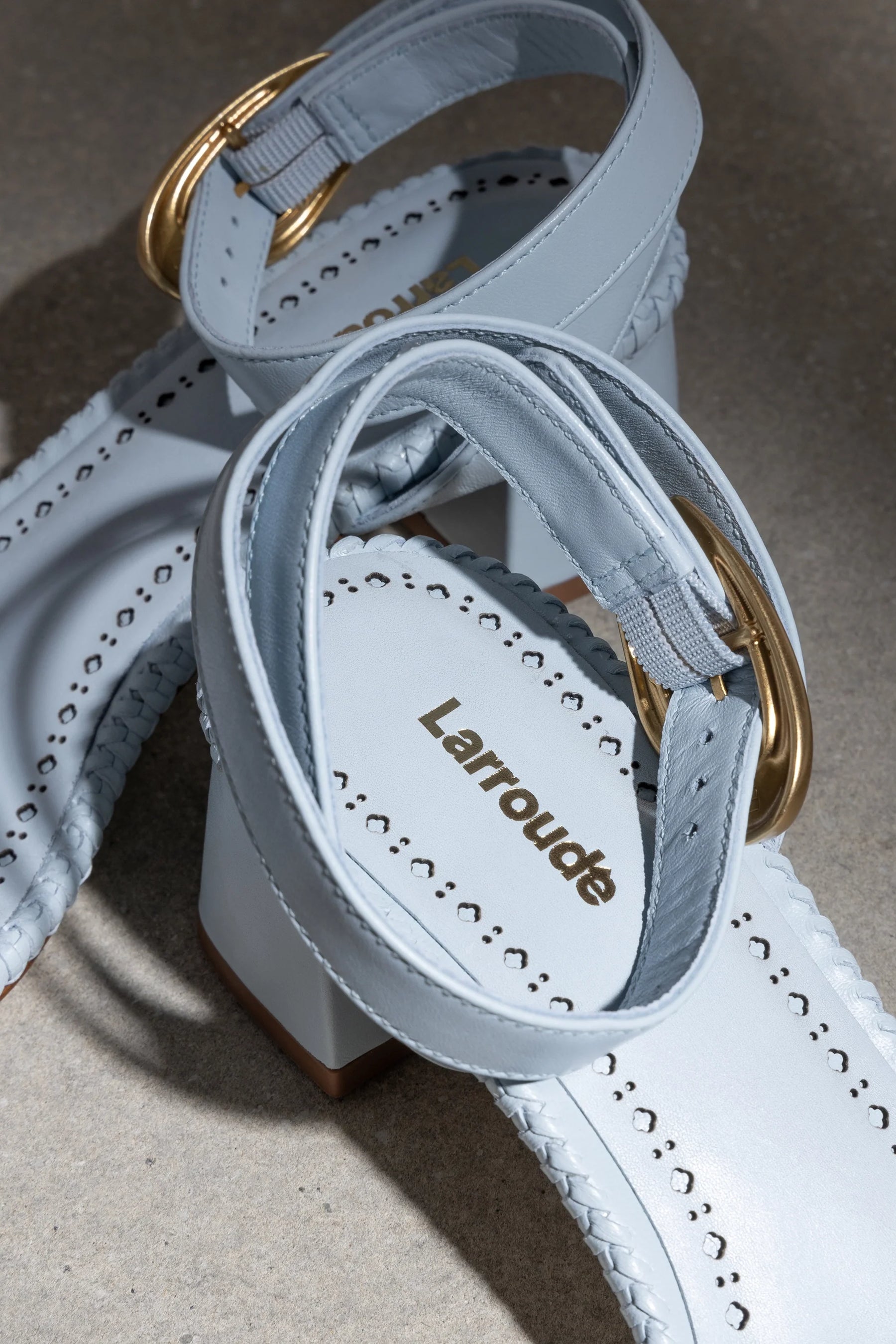 Sandália Salto Bloco Verona Couro Azul