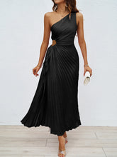 Vestido Feminino Ombro Único com Pregas e Recortes