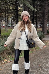 Jaqueta Ampla de Couro de Cordeiro Sintético