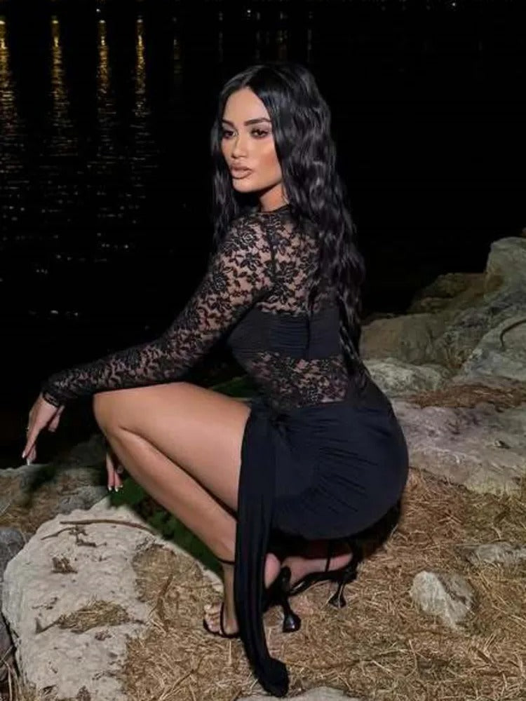 Vestido Feminino Curto Renda - Lily