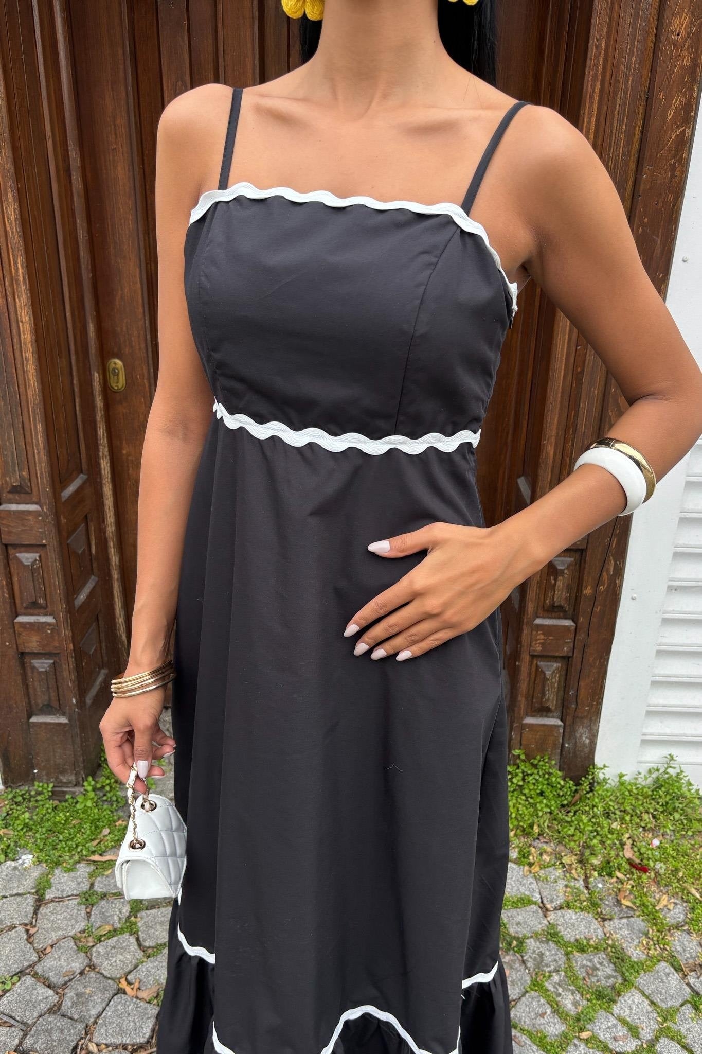 Vestido Feminino Elegante - Poppy