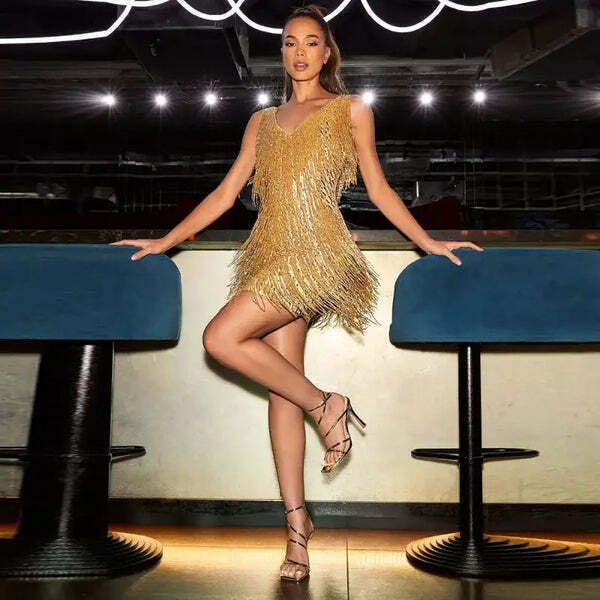 Vestido Curto Paetê Com Franja - Thais