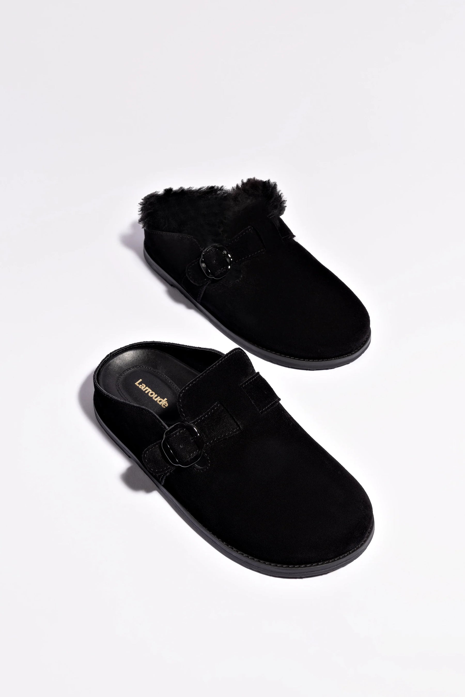 Mule Clog Milan Camurça Preto