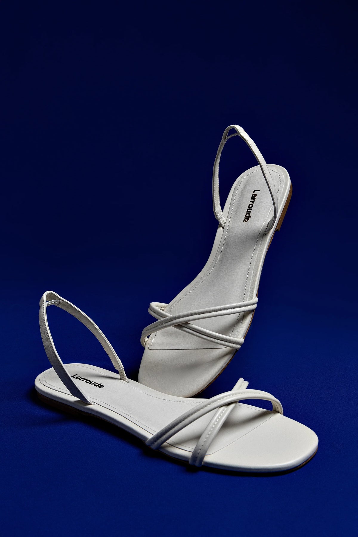 Sandália Flat Annie Couro Off White