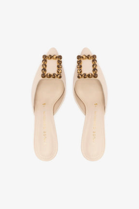 Chloe Gosselin by Studio Larroudé: Mule Ava Couro Off White