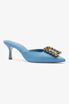 Chloe Gosselin by Studio Larroudé: Mule Ava Cetim Azul