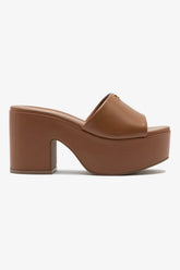 Mule Plataforma Miso Couro Caramelo