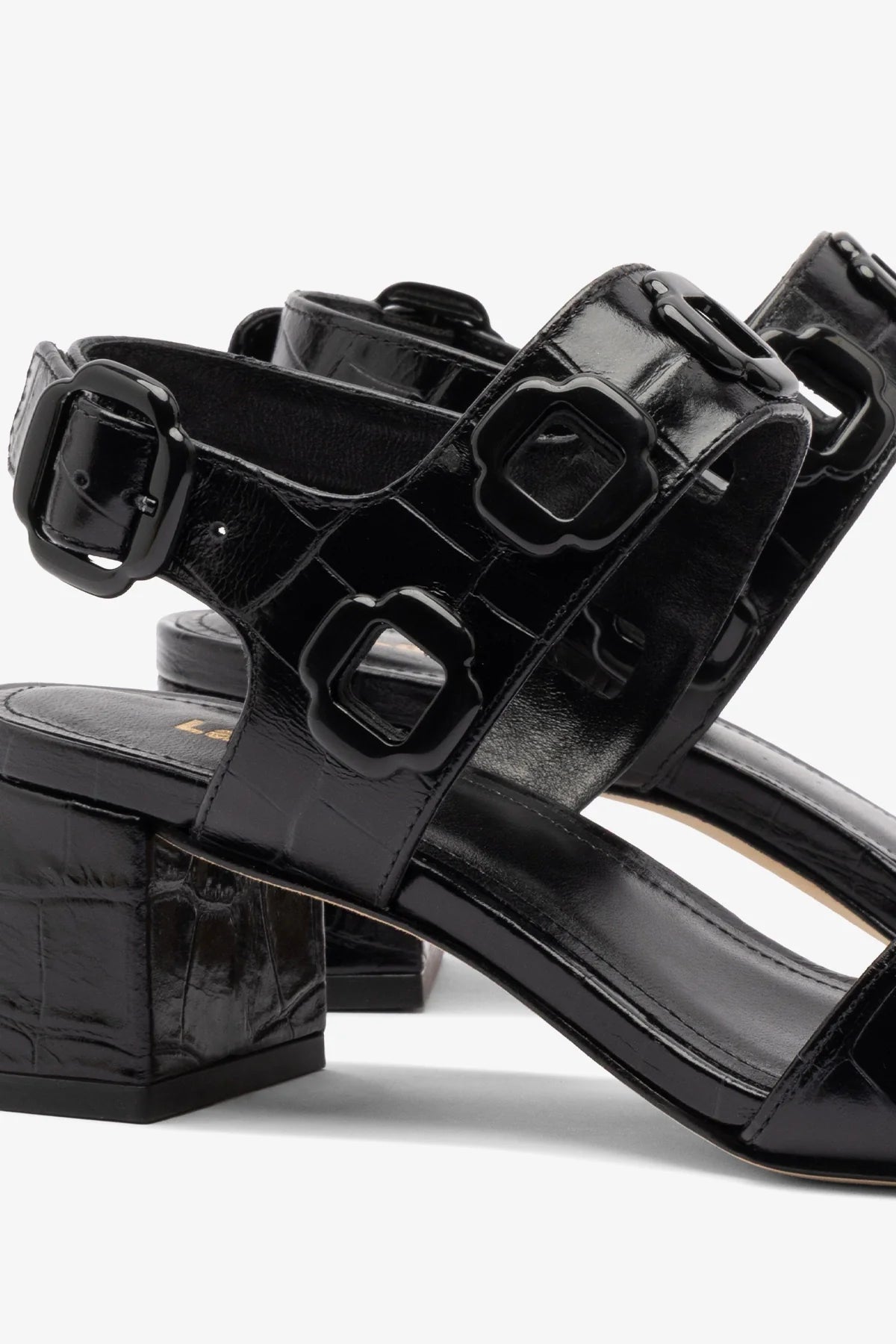 Sandália Milan Couro Croco Preto