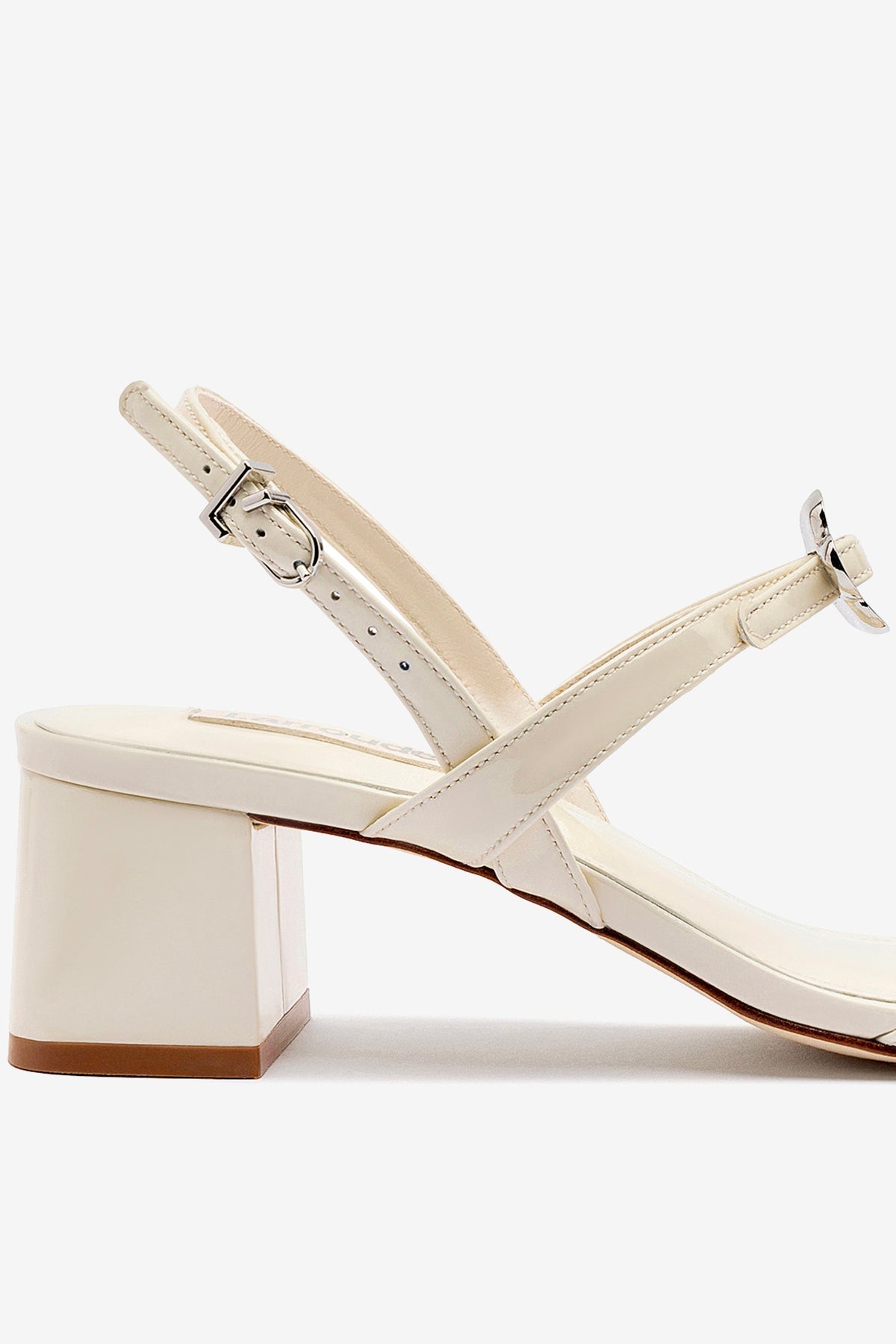 Sandália Salto Bloco Tinx Couro Verniz Off White