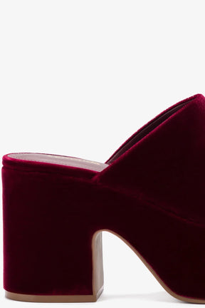 Mule Clog Plataforma Miso Veludo Vinho