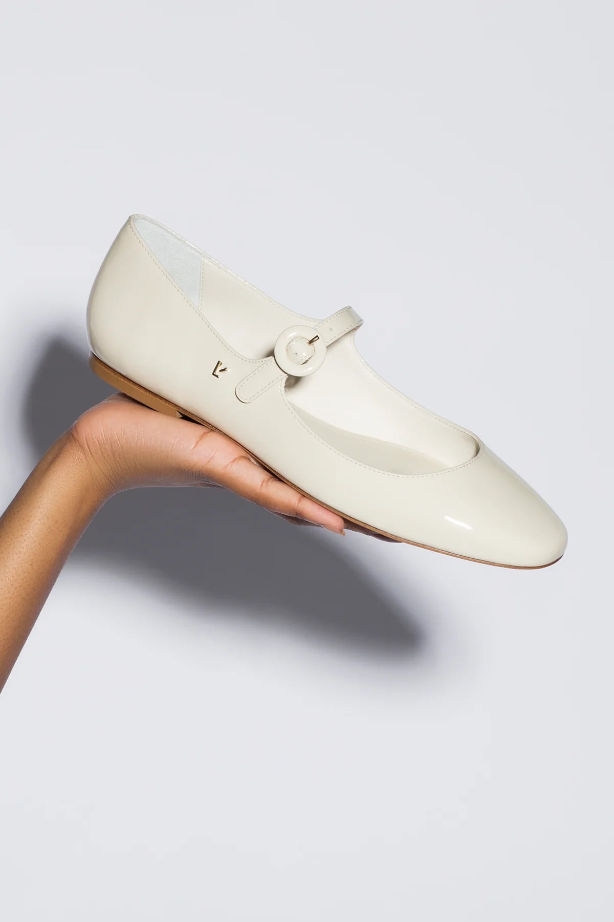 Sapatilha Blair Couro Verniz Off White