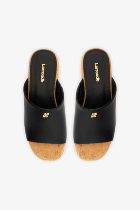 Mule Charli Couro Verniz Preto