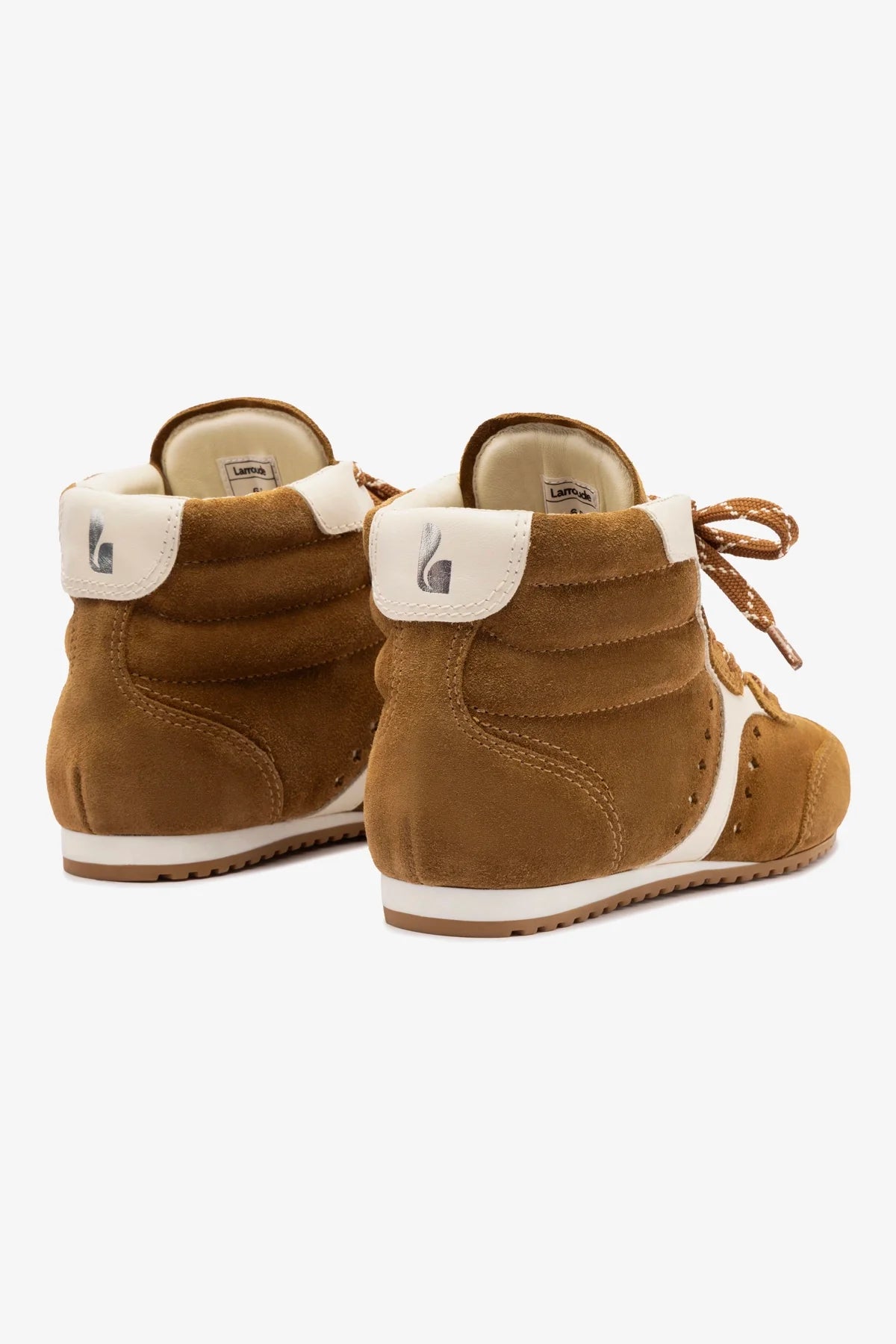 Tênis Cano Médio Stella Camurça Marrom e Couro Off White