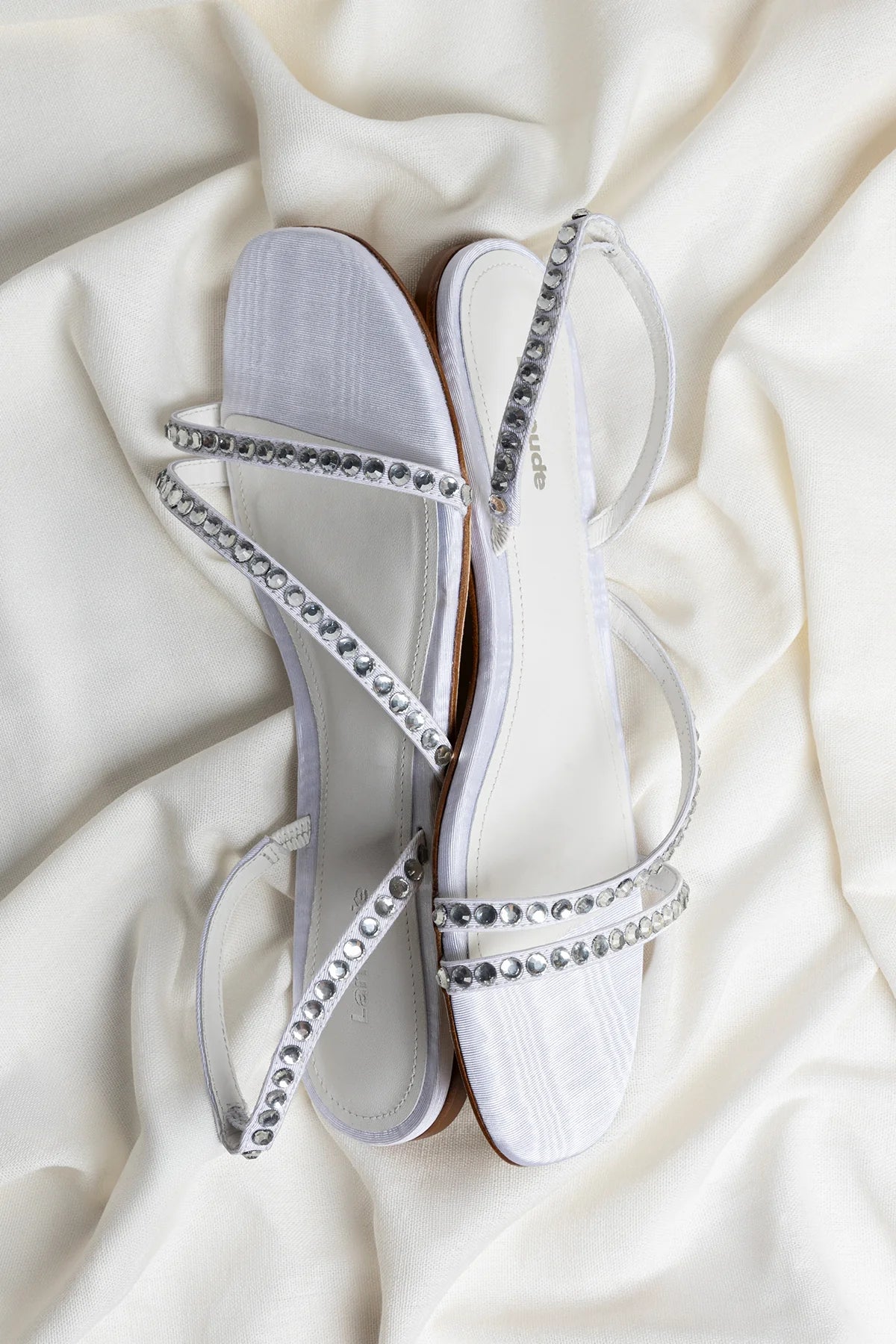 Sandália Flat Vicky Seda Branco