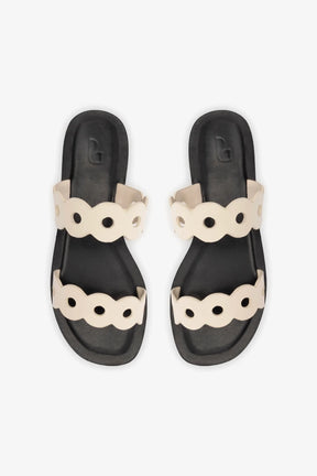 Flat Florence Broderie Couro Off White