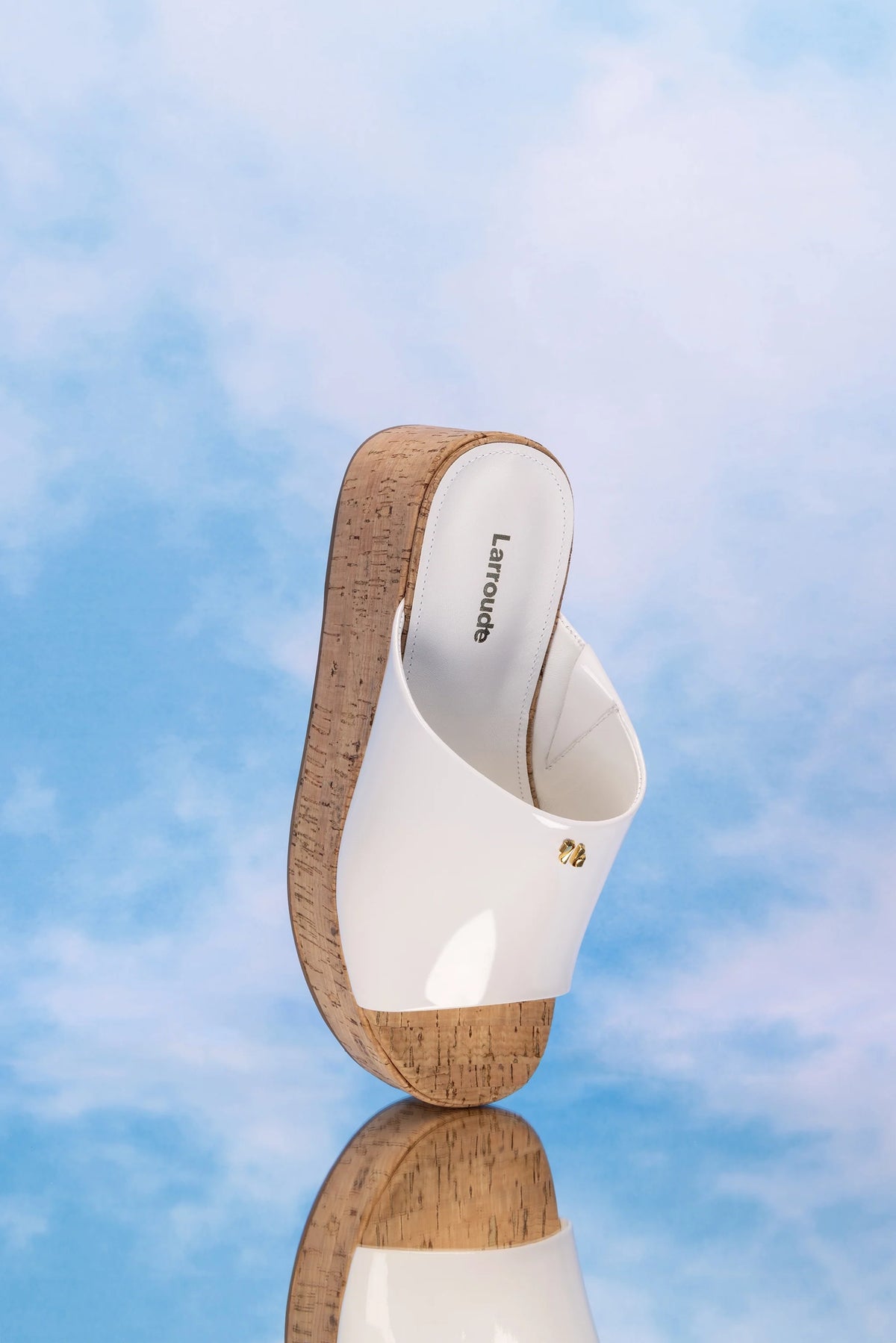 Mule Charli Couro Verniz Branco