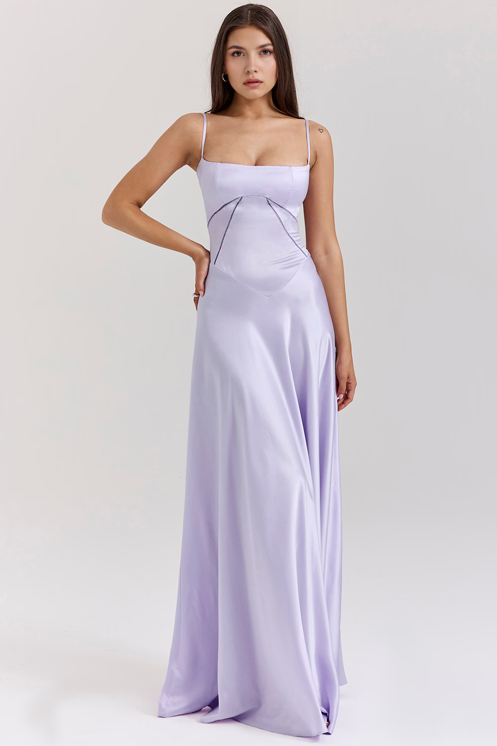 Vestido Acetinado Elegante - Maisa