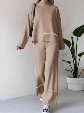 Conjunto Feminino de Tricô com Suéter Mullet Gola Alta e Calça Cintura Alta Confortável - Kim