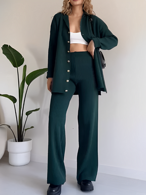 Conjunto Feminino com Camisa Alongada de Botões e Calça Reta com Elástico - Camila
