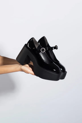 Scarpin Plataforma Olivia Couro Verniz Preto