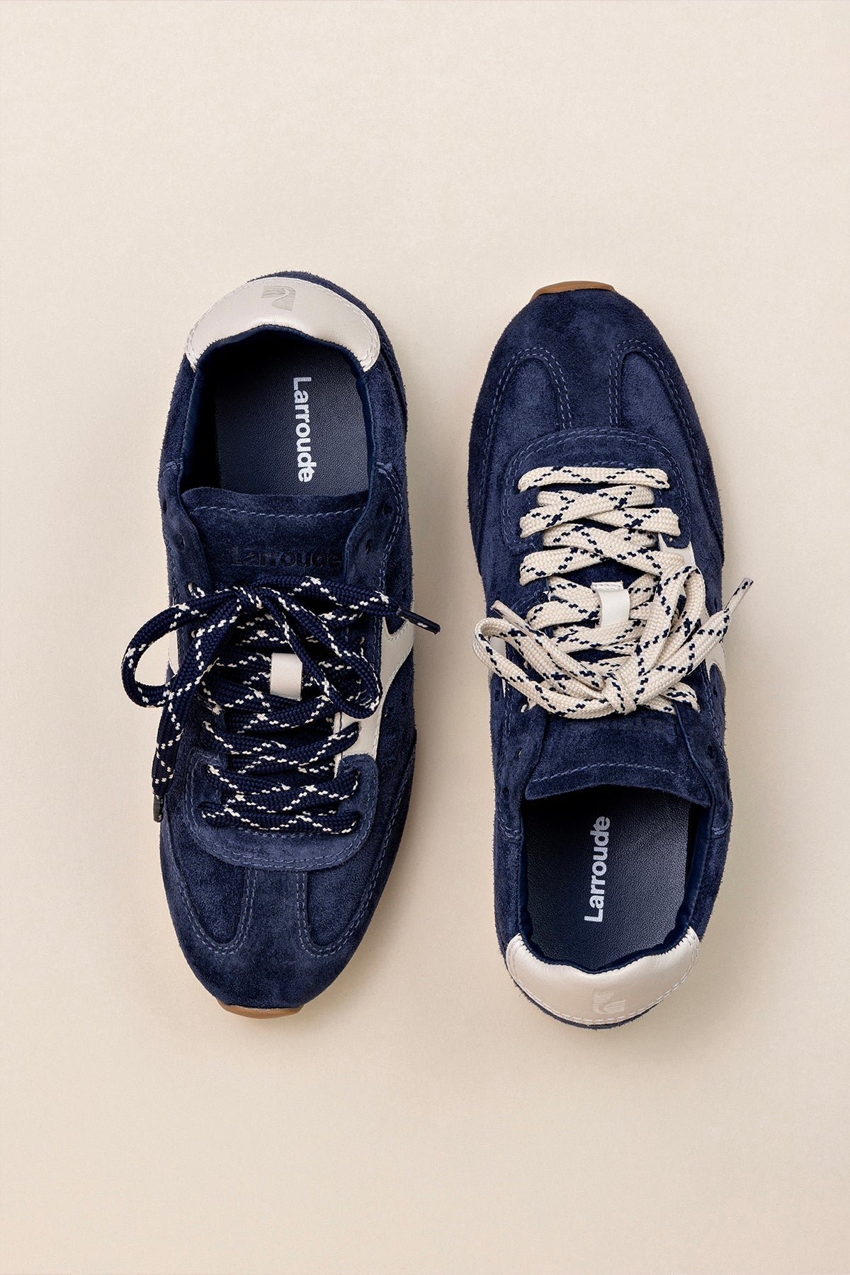 Tênis Stella Camurça Azul e Couro Off White